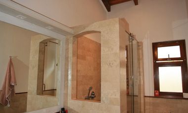 RESIDENCIA DE LUJO TOTALMENTE AMOBLADA EN PAKAKUNA: UN PARAÍSO EXCLUSIVO ENTRE NATURALEZA Y COMODIDAD