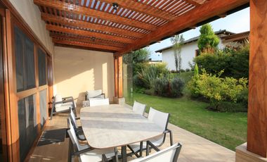 RESIDENCIA DE LUJO TOTALMENTE AMOBLADA EN PAKAKUNA: UN PARAÍSO EXCLUSIVO ENTRE NATURALEZA Y COMODIDAD