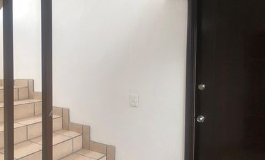 Excelente departamento recién remodelado en Lomas Verdes