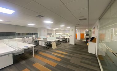 Venta de Oficina Prime ubicada en Centro Empresarial Real
