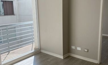 VENDE Departamento 1D,1B metro Santa Ana