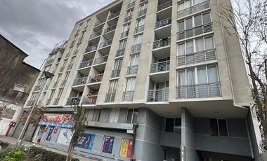 VENDE Departamento 1D,1B metro Santa Ana