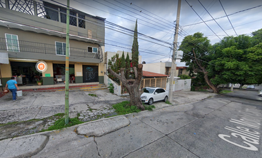 VENDO CASA EN COL. INDEPENDENCIA-GDL