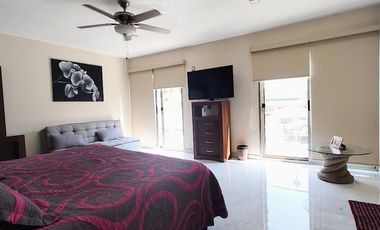 Xochitepec Morelos Casa en Venta con gran jardín y alberca