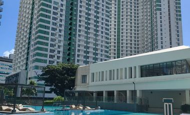 Stunning 17th Floor, Fully Furnished 2-Bedroom Unit in Solinea Towers