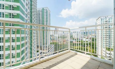 Stunning 17th Floor, Fully Furnished 2-Bedroom Unit in Solinea Towers