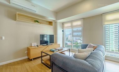 Stunning 17th Floor, Fully Furnished 2-Bedroom Unit in Solinea Towers
