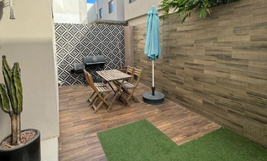 En VENTA Casa Moderna Ubicación Privilegiada. Fracc. Veneros Residencial