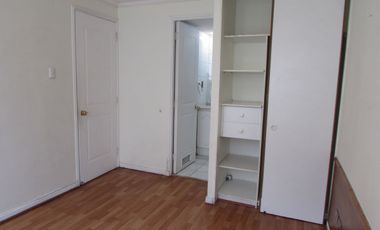 2 Dorm, 2 Bañ, Est, Bod. Cerca Metro Moneda Y Parque Almagro