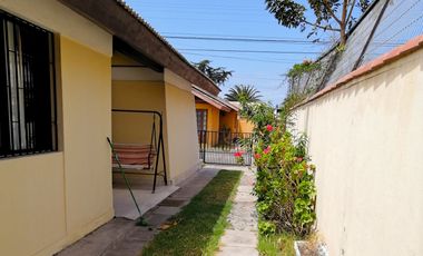 Cómoda Casa En Inmejorable Ubicación