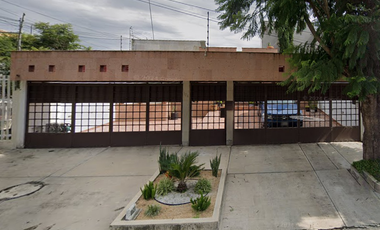 CASA EN CIUDAD SATÉLITE, NAUCALPAN DE JUÁREZ, EDO de MÉX.