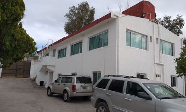 Habitación amueblada para profesionista