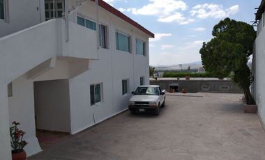 Habitación amueblada para profesionista