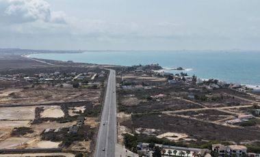 Urbanización Marenostro, se vende amplio terreno de 638.56 m² (6873.40 sq ft)