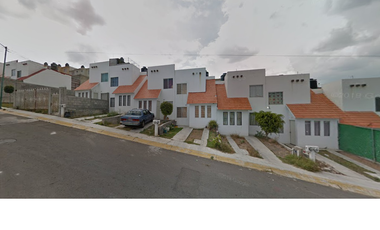 CASA EN AV LA PRADERA, CUMBRES DE CAMPESTRE, TARIMBARO, MICHOACAN, ¡NO CREDITOS!