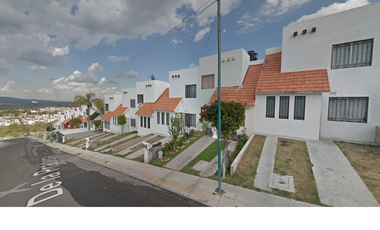 CASA EN AV LA PRADERA, CUMBRES DE CAMPESTRE, TARIMBARO, MICHOACAN, ¡NO CREDITOS!