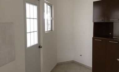 CASA EN RENTA EN LA RIOJA EN MONTERREY NUEVO LEON