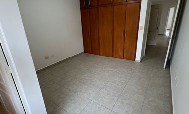 CASA EN RENTA EN LA RIOJA EN MONTERREY NUEVO LEON