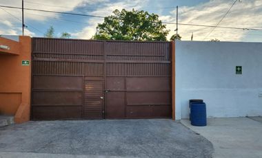 SE VENDE BODEGA (con opción de FERRETERÍA), Zona Centro, Parras Coahuila