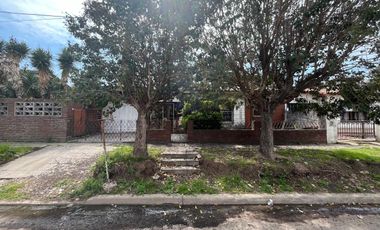 Moreno - Venta - Casa 5 Ambientes