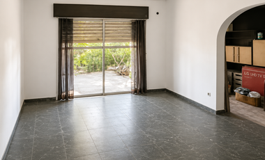 Moreno - Venta - Casa 5 Ambientes