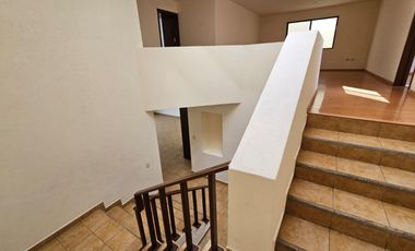 Casa en renta en jardines de zavaleta
