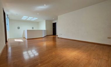 Casa en renta en jardines de zavaleta