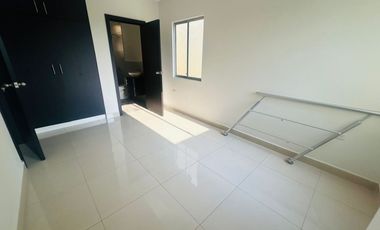 EN VENTA  CASA POR ESTRENAR  DE DOS PISOS DENTRO DE URBANIZACIÓN