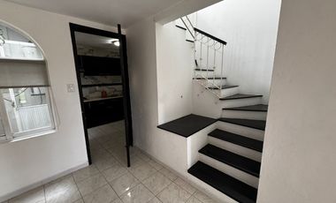 CASA EN VENTA EN FRACCIONAMIENTO GALAXIA | ARLETTE FLORES