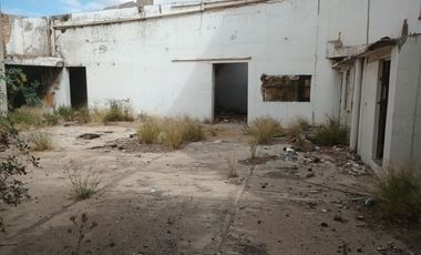 VENTA DE FINCA URBANA INDUSTRIAL EN CALZADA MIGUEL HIDALGO ESQ. BENITO JUAREZ, SILAO, GUANAJUATO