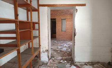 VENTA DE FINCA URBANA INDUSTRIAL EN CALZADA MIGUEL HIDALGO ESQ. BENITO JUAREZ, SILAO, GUANAJUATO