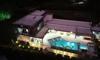 VEN A DISFRUTAR ALQUILO EXCLUSIVA FINCA VILLA LINA LLAMANOS AL3219317072 CONTAMOS CON LA MEJOR DOTACION TE ESPERAMOS..