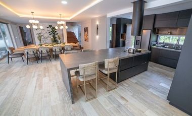 VEN A DISFRUTAR ALQUILO EXCLUSIVA FINCA VILLA LINA LLAMANOS AL3219317072 CONTAMOS CON LA MEJOR DOTACION TE ESPERAMOS..