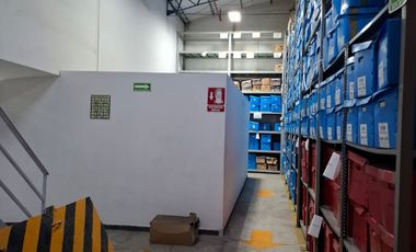BODEGA EN RENTA CON UNA AREA DE 1,885 M2, EN LA COLONIA DEL CARMEN, ALCALDIA COYOACAN