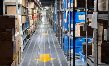 BODEGA EN RENTA CON UNA AREA DE 1,885 M2, EN LA COLONIA DEL CARMEN, ALCALDIA COYOACAN