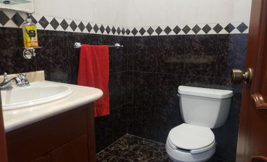 VENDO CASA RESIDENCIAL EN COSTA DE ORO