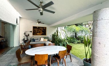 GRAN CASA EN VENTA UBICADA EN PROVIDENCIA