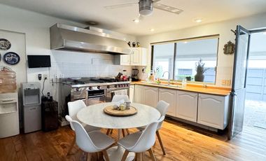 GRAN CASA EN VENTA UBICADA EN PROVIDENCIA