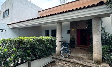 GRAN CASA EN VENTA UBICADA EN PROVIDENCIA