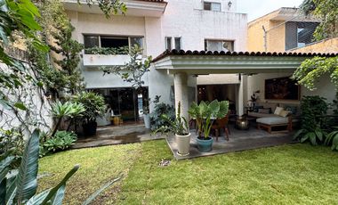 GRAN CASA EN VENTA UBICADA EN PROVIDENCIA