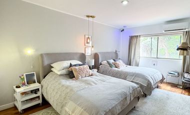 GRAN CASA EN VENTA UBICADA EN PROVIDENCIA