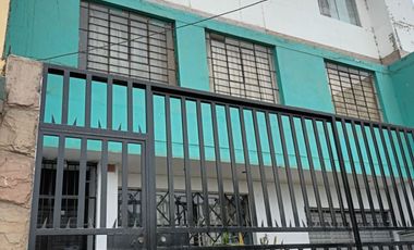 Se Vende Casa En Av Alfonso Ugarte Chincha Alta
