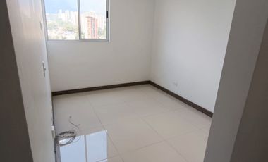 SE VENDE APARTAMENTO EN SURAMERICA FRONTERA CON LA ESTRELLA