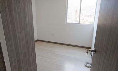 SE VENDE APARTAMENTO EN SURAMERICA FRONTERA CON LA ESTRELLA