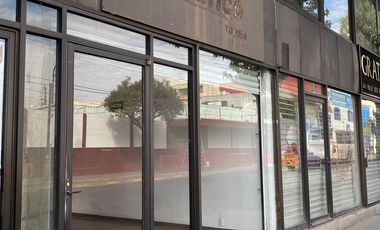 En RENTA… Local Comercial. Ubicado a 3 cuadras de Los Portales en la Ciudad de Toluca