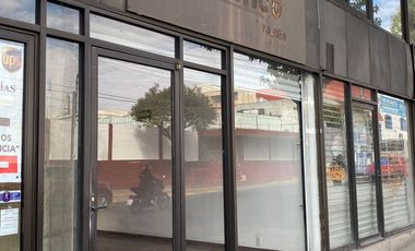 En RENTA… Local Comercial. Ubicado a 3 cuadras de Los Portales en la Ciudad de Toluca
