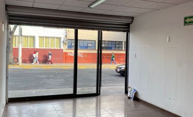 En RENTA… Local Comercial. Ubicado a 3 cuadras de Los Portales en la Ciudad de Toluca