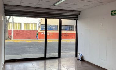 En RENTA… Local Comercial. Ubicado a 3 cuadras de Los Portales en la Ciudad de Toluca