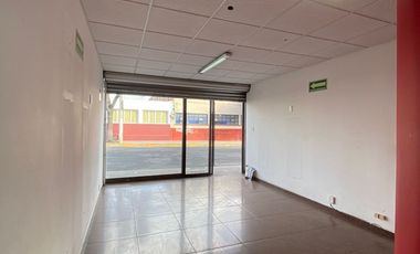 En RENTA… Local Comercial. Ubicado a 3 cuadras de Los Portales en la Ciudad de Toluca