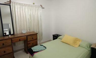 Casa en excelente estado estético en el Fracc. Las Vegas ll. Cerca de Aurrera